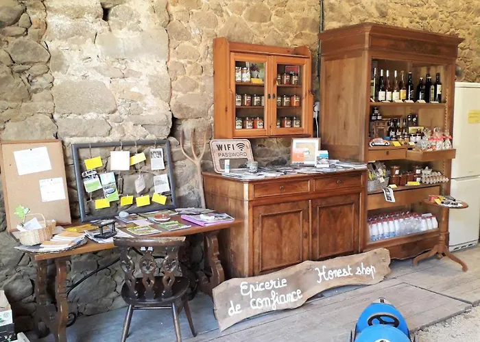 Terre Et Eau - Avec Complementaire Nyaraló Sevremont